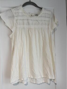 Ella Moss Cream Short Sleeve Blouse with Lace and Pleated Detail